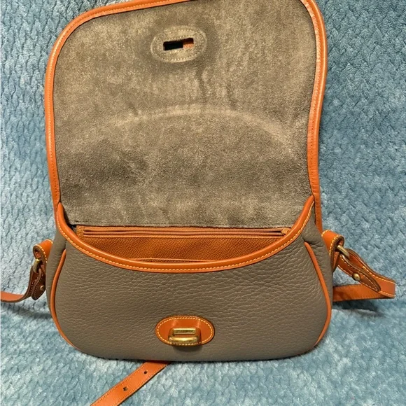 Dooney and Bourke Over and Under in Smoke - Picture 11 of 14